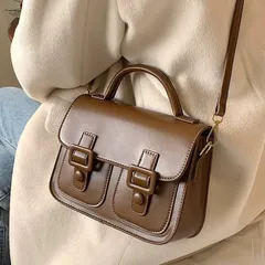 【新品】レトロガーリー♡ダブルベルトショルダーハンドバッグ レディース レトロ 韓国 女性 ミニ サッチェルバッグ 可愛い ダブルバックル ハンドバッグ カレッジスタイル 斜め掛け 学生 通学 ブラウン ブラック 秋冬 春夏 2way　G0415