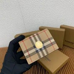 バーバリー財布未使用の人気アイテム - メルカリ