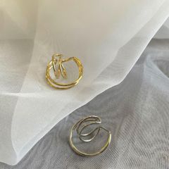イヤーカフ 片耳用 シンプル 大ぶり 立体的 個性的 イヤーカフス 真鍮 オフィス 結婚式 入学式 レディース ニュアンス 大人かわいい デイリー 上品 きれいめ プレゼント 韓国アクセサリー 333p シースキー【seasukii】