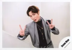 【中古】生写真(ジャニーズ) Snow Man/渡辺翔太/横型・上半身/シングル「タペストリー / W」MV＆ジャケ写オフショット/公式生写真