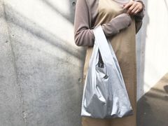 即購入OK】ほぼ新品美品SAKANACTIONトートバッグSILVER - メルカリ