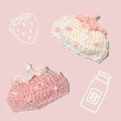 ぬい服｜15cm 16cm｜いちごみるくのベレー帽子｜編み物　ぬいぐるみ服　ニット　ピンク　ホワイト　ふわふわ　フルーツ　スイーツ　苺　ケーキ　作家