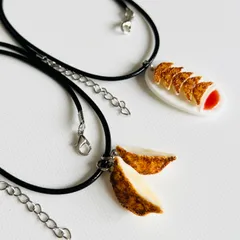 皿餃子ネックレス②