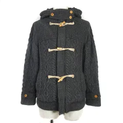 グリーンレーベルリラクシング ユナイテッドアローズ green label relaxing コート ダッフル 中綿 ショート 長袖 フード ダブルジップ トグルボタン ニット ケーブル編み ウール 厚手 無地 S グレー アウター /BT