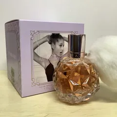 アリアナ・グランデの香水、新品、100ml 71R3XrVxKVL._UF350,350_QL50_.jpg