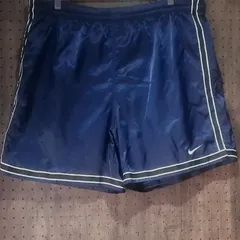 NIKE ナイキ　ショート／ハーフパンツ　ロゴ刺しゅう　ゴム・ひもウエスト　インナー付　サイズＬ