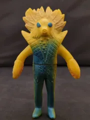 昭和レトロ　当時物　ブルマァク　ギロン人　怪獣ソフビ　ヘッダー袋はレプリカオマケ Yahoo!オークション - ブルマァク ギロン人 当時物 ソフビ