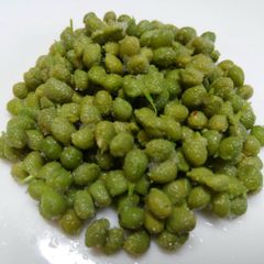 枝取りアク抜き済み！　北秋田阿仁産手作り塩蔵実山椒50ｇ×4パックのサムネイル