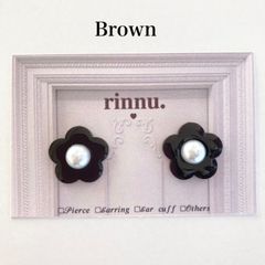 【Daisy accessory 19ピアス】選べるカラー　 rinnu デイジー　モチーフ　フラワー　20mm