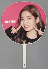 2026年最新】twice ダヒョン うちわの人気アイテム - メルカリ