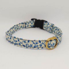 猫　首輪　花柄　ホワイト　シンプル