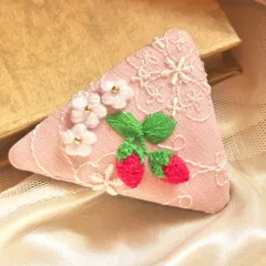 2024年最新】いちご刺繍の人気アイテム - メルカリ