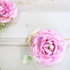 【SALE】バラコサージュ　カップ咲き　バラ　パール　入園式　卒園式　入学式　卒業式　大人フォーマル