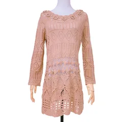【Memoreed（メモリード）】ざっくり編み ニット ワンピース Lサイズ フレア Aライン 大きめ ゆったり ピンク チュニック風 レース調 クロシェ編み 花柄モチーフ 長袖 レディース フェミニン ガーリー 春秋 おしゃれ✨