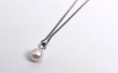 ラスト１点！あこや真珠（アコヤ真珠）ホワイトパール　ペンダント　ネックレス　1粒真珠　ＪＡＰＡＮ