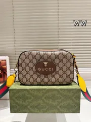 【今日特価】Gucci Tiger Head Camera Bag グッチ タイガーヘッド カメラバッグ