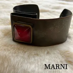 マルニ　MARNI　「CUFFBANGLE　REDPYRAMIDcutstone」　カフバングル　スチールバングル