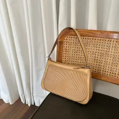 im product イッセイミヤケ レザー ショルダーバッグ ユニセックス im product イッセイミヤケ レザー ショルダーバッグ ユニ