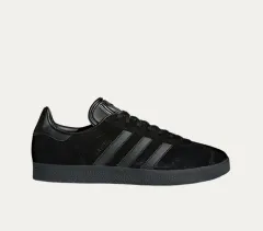 2025年最新】adidas gazelle triple blackの人気アイテム - メルカリ