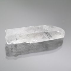 ヒマラヤ ガネーシュヒマール産 エレスチャル ポイント水晶 1点物 Bグレード  約8.7g(約4.5cm×約1cm） ヒマラヤ水晶 骸骨水晶 天然石・置き物 ポスト投函配送不可