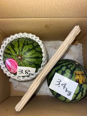 北海道沖縄離島追加送料無し　熊本県産赤肉すいか《ピノガール3.8kg》黄肉すいか《金色羅皇3,4kg》現品販売