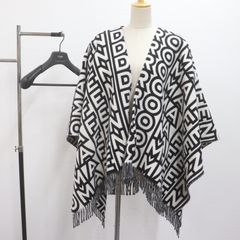 IT6N7AUHJPYC 国内正規 美品 FENDI フェンディ MARCJACOBS