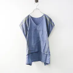 美品 玉木新雌 タマキニイメ tamaki niime fuwa-T SHORT＼ブルー Vネック ブラウス フワT ショート プルオーバー【2400014637045】のサムネイル