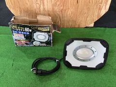 EARTHMAN WLT-60LA ワークライト 60W ※キックスタンドに破損有 現状品 箱有（カ-86）