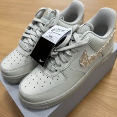 ★未使用・タグ付き★ NIKE Air Force 1 07 ライトボーン/ペイズリー柄　【253136242】MGA1412