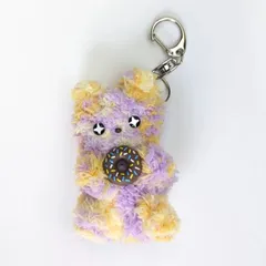 ドーナツが大好きなクマのモールドールキーホルダー　モールドールチャーム　クマ　ドーナツ　モールドール　モールドールキーホルダー　キーホルダー　キーリング　キーチェーン　チャーム　韓国　ふわふわ　推し活　推し活グッズ　モール人形　アイドル　kpop