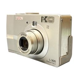 エプソン EPSON デジタルカメラ L-300 シルバー 動作良好