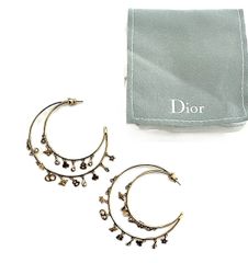 Dior ディオール チャーム フープ ピアス