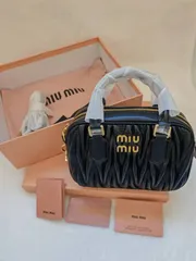 MIU MIU ‎❤︎ミュウミュウボウリングバッグ ハンドバッグ - メルカリ