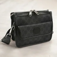 ✨美品✨ グッチ メッセンジャーバッグ A4 pc収納 大容量 多室