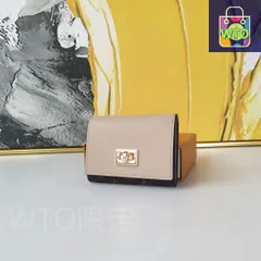 【今日特価】Louis Vuitton ルイヴィトン ヴィクトリーヌシリーズ 特徴的なロックデザイン搭載