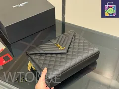 【今日特価】YSL イーサンルーブルット エンベロープバッグ キャビアレザー使用で質感と耐久性に優れる