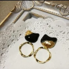 ♪和柄　金箔キャット×ねじりリング　ピアス/イヤリング　ハンドメイド