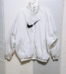 XXL Nike(ナイキ） スウッシュ ビッグロゴ 春と秋のジャンパー 135
