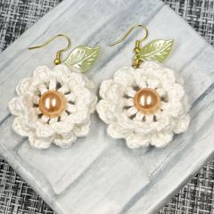 ハンドメイド　アクセサリー　ピアス