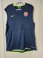 完売品 早い者勝ち ヤマル バルセロナノースリーブ トレーニングウェア上下セット 717DOxbqdLL._UF350,350_QL50_.jpg