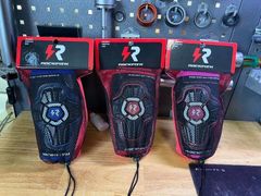 ROCKFISH 肘 / 膝 プロテクター ストライダー ランバイク レース