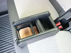 N BOX JF5/JF6(23/10～）　セカンドセンターカップホルダー　　レザーブラック　オールブラック　カップ四角