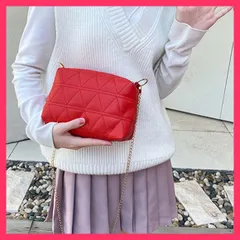 ★スタッフおすすめ★チェーンショルダーバッグ春 キルティング 高見えキルティング 2wayチェーンショルダーバッグ立体 上品　おすすめ おしゃれ　★売れ筋★　人気 高見え　高級感