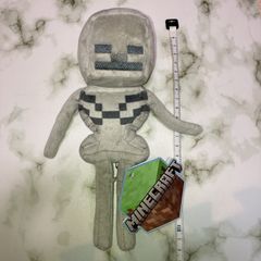 マインクラフト　ぬいぐるみ　スケルトン