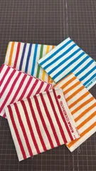 715 ★USAコットン★ロバートカフマン　Robert Kaufman　ストライプシーチング　クウォーター(45cm×53cm~57cm)　カットクロス　5枚セット
