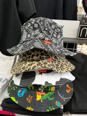 残り1点‼️cookman クックマン●人気柄❗️帽子　バケットハット　メキシコ　ウシ　レオパード  ペイズリーのサムネイル