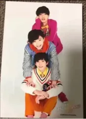 道枝駿佑＆長尾謙杜＆高橋恭平　公式写真２