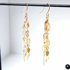 ☆天然石レモンクォーツとシトリンの揺れるピアス（サージカルステンレスフック） ☆天然石レモンクォーツとシトリンの揺れるピアス（サージカル