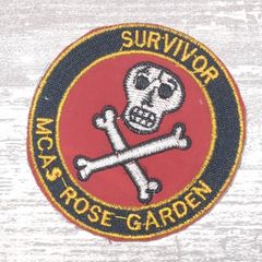 DC26 ベトナム 戦争 ワッペン スカル ドクロ 骸骨 SURVIVOR MCAS ROSE GARDEN 米軍 サバゲー ミリタリー 軍物 古着 黒 赤
