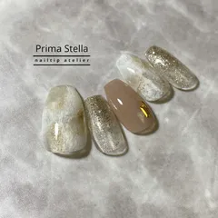 No.67 奥行き白ニュアンスネイル